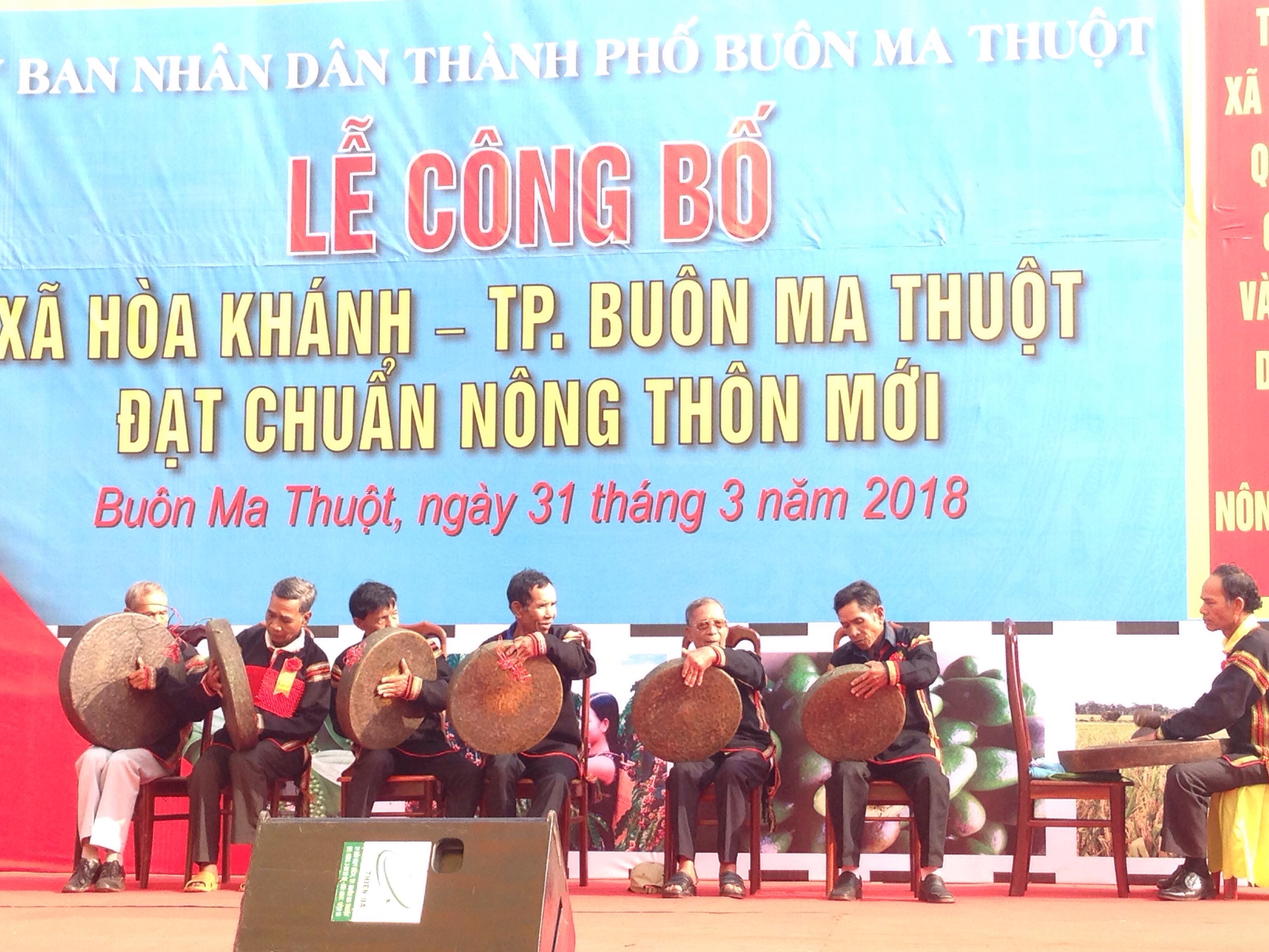 Lễ công bố xã Hòa Khánh đạt chuẩn Nông thôn mới