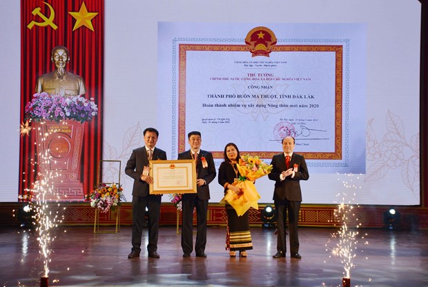 Video Lễ Công bố Thành phố Buôn Ma Thuột hoàn thành nhiệm vụ xây dựng nông thôn mới